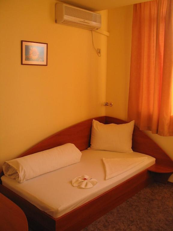 רוסה Family Hotel Familya חדר תמונה